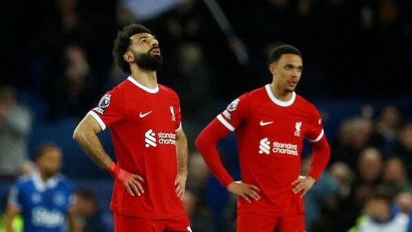 <div class="paragraphs"><p>Liverpool's Mohamed Salah looks dejected after Everton's Dominic Calvert-Lewin scores their second goal</p></div>