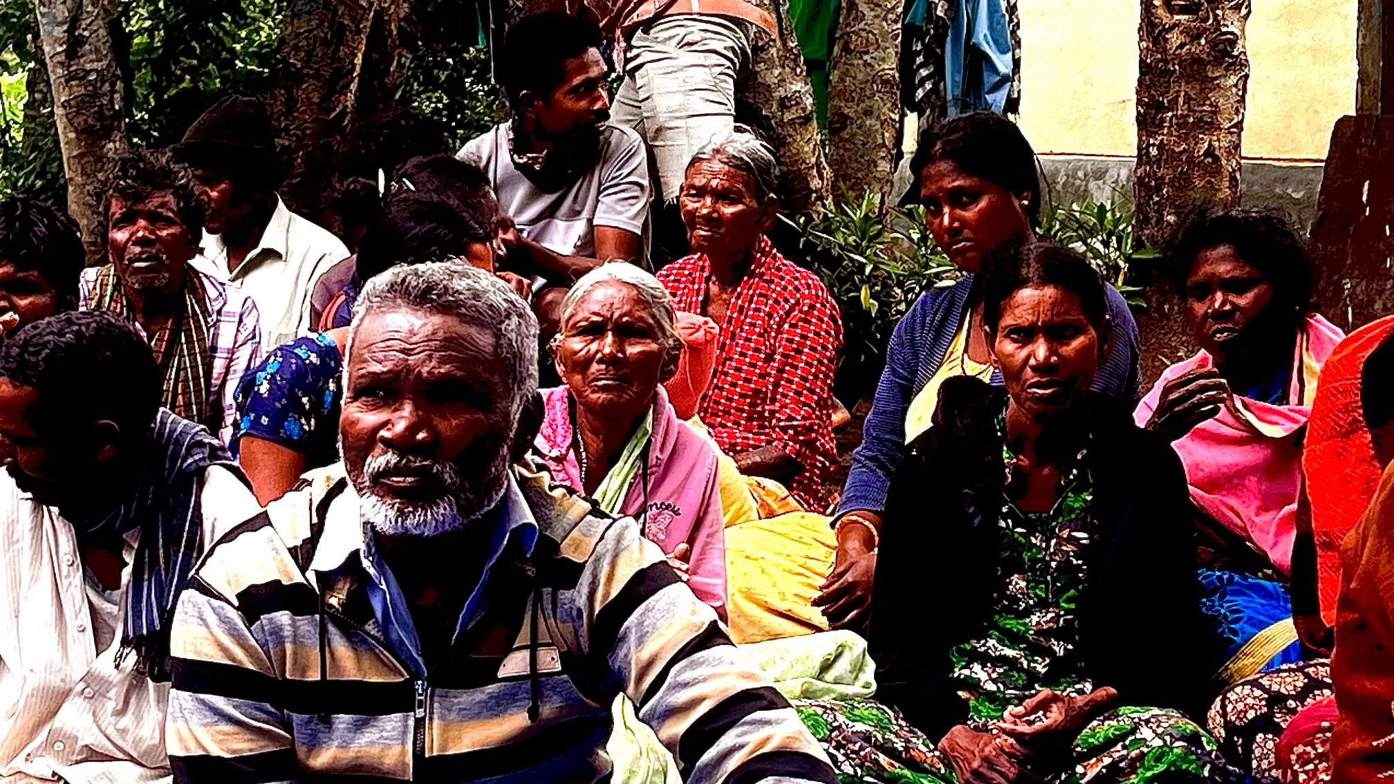 <div class="paragraphs"><p>Members of the Jenu Kuruba tribe.</p></div>