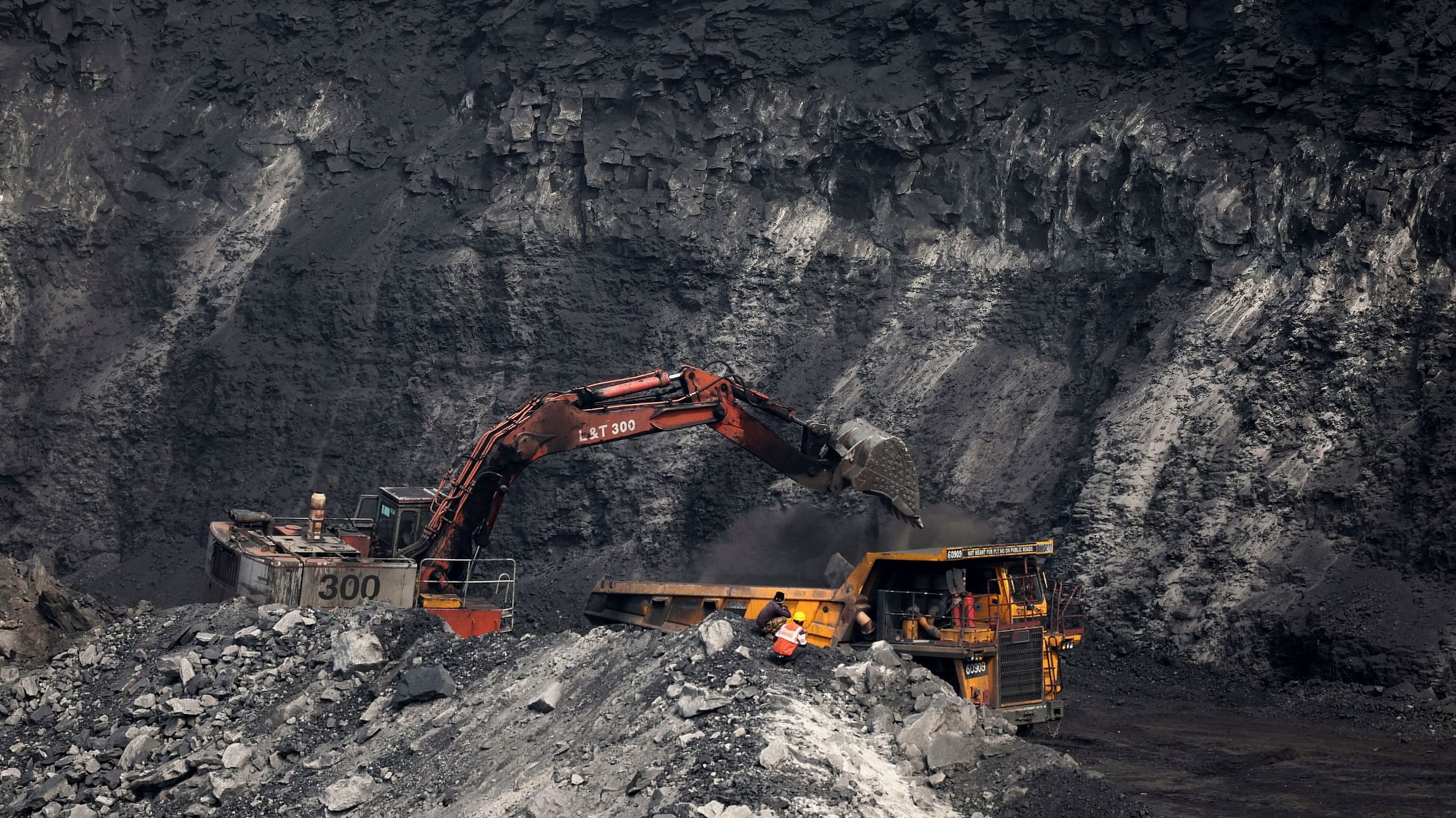 <div class="paragraphs"><p>A loader loads coal in the truck at an open cast coal field at Topa coal mine in the Ramgarh district in the eastern Indian state of Jharkhand, India, February 27, 2024.</p></div>
