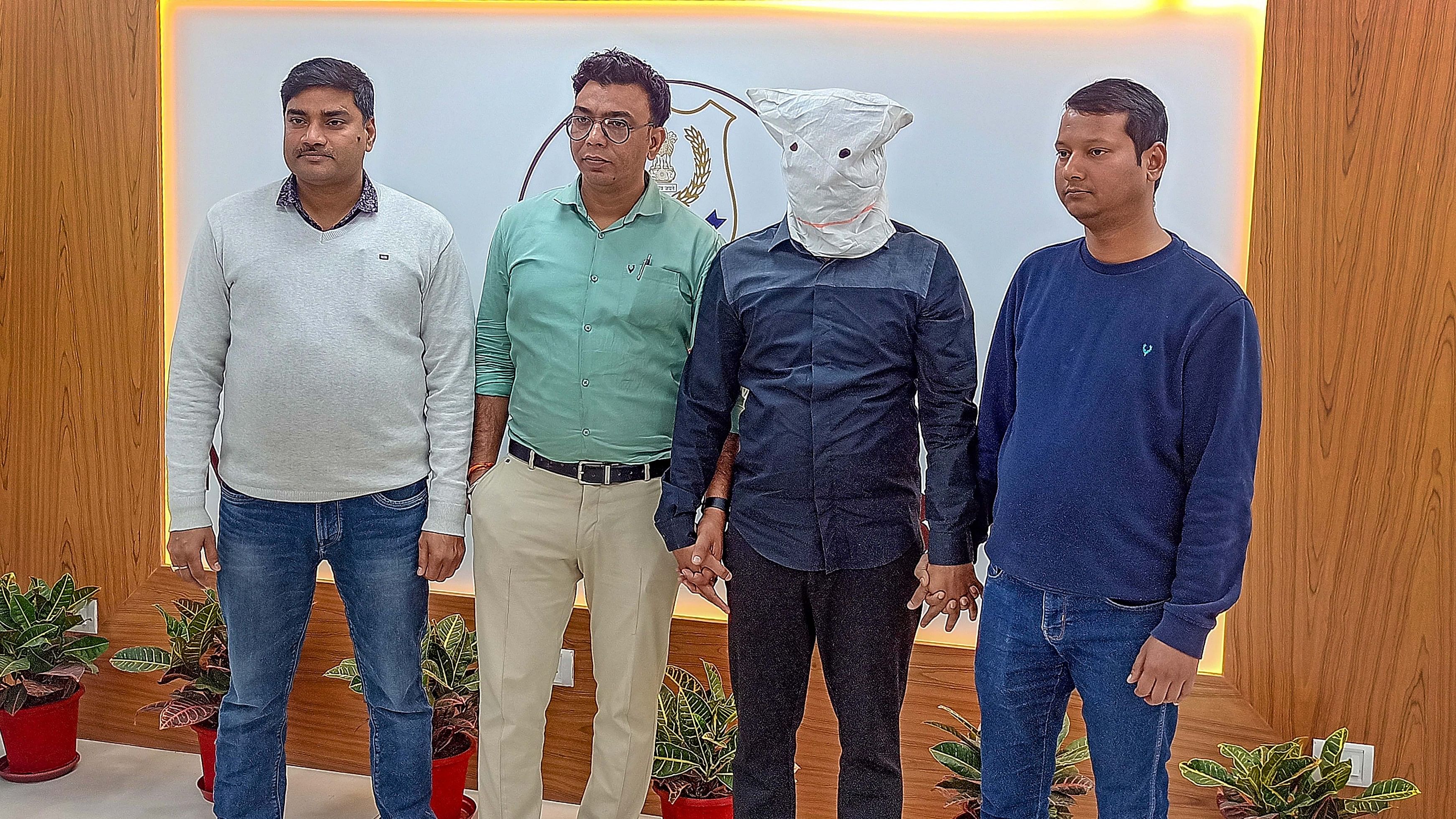 <div class="paragraphs"><p>Former Tamil Nadu DMK functionary Jaffer Sadiq after he was arrested by the Narcotics Control Bureau (NCB) in a drug racket case, in New Delhi, Saturday, March 9, 2024.</p></div>