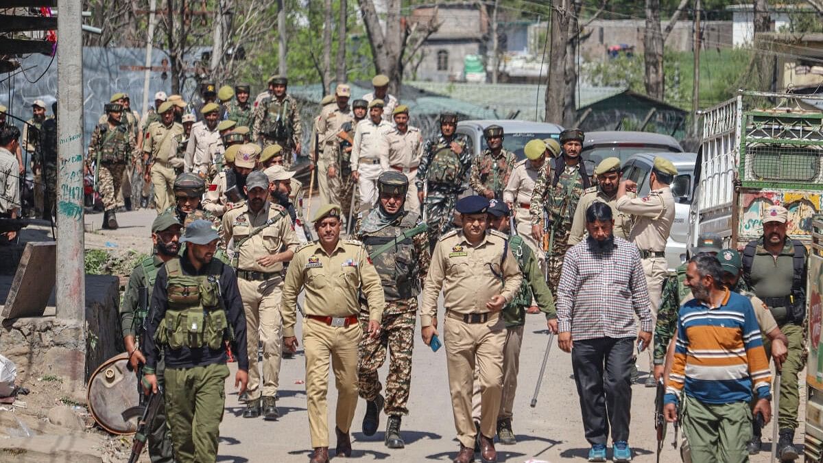 <div class="paragraphs"><p>Security personnel patrol in Jammu &amp; Kashmir. (Representative image)</p></div>