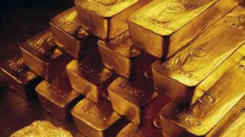 <div class="paragraphs"><p>Gold price surged Rs 1,050 to hit its lifetime high of Rs 73,350 per 10 grams in Delhi. It had closed at Rs 72,300 per 10 grams in the previous session.</p></div>