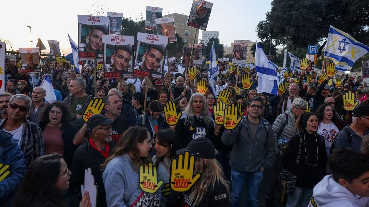 <div class="paragraphs"><p>Israelis rally for the immediate release of the hostages, six months after they were kidnapped during the deadly October 7 attack on Israel by Palestinian Islamist group Hamas from Gaza, near the Knesset, Israel's parliament in Jerusalem, April 7, 2024.</p></div>