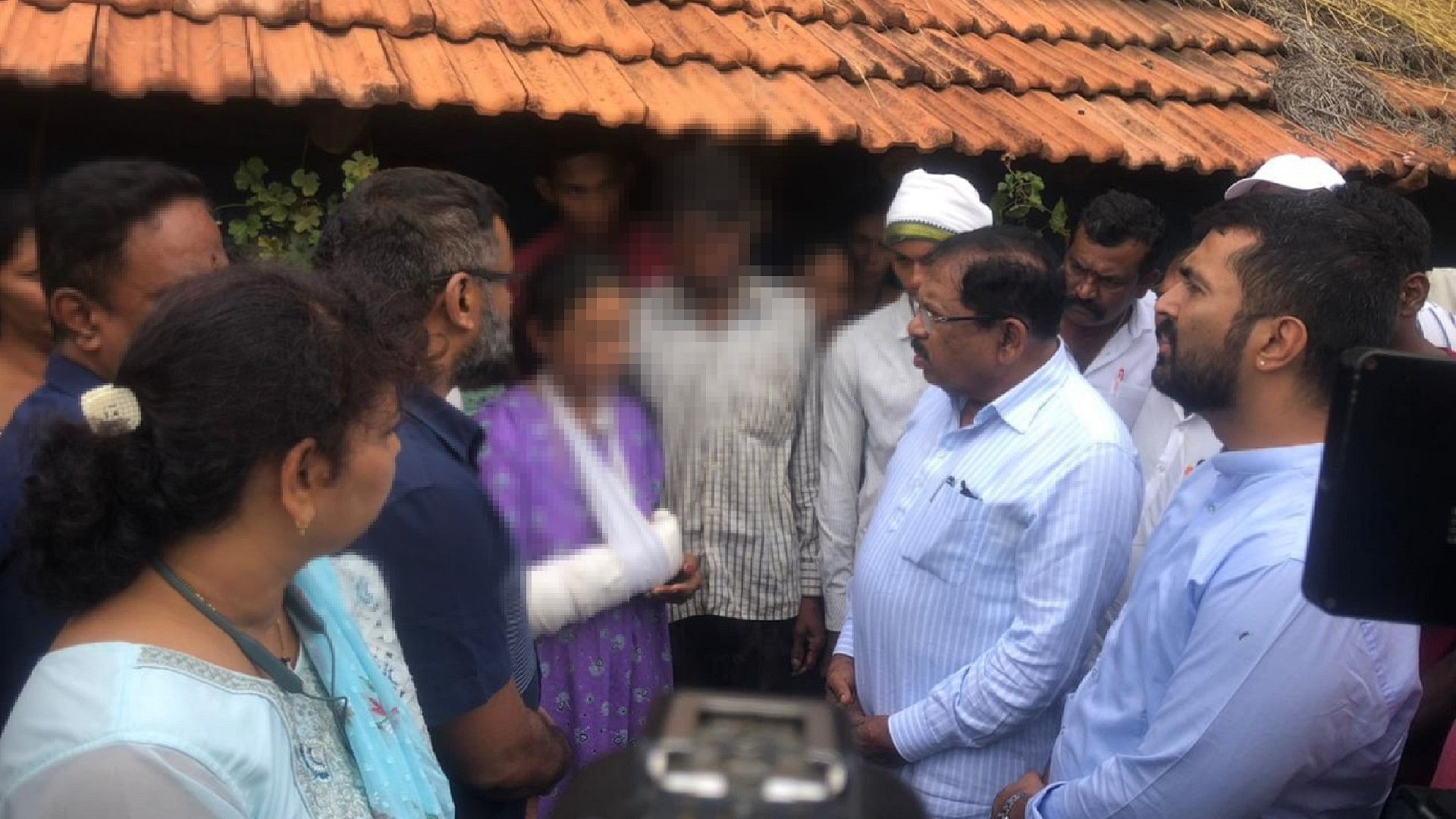 <div class="paragraphs"><p>Home Minister Dr G Parameshwara meets the family members of the minor girl who was murdered in Kumbaragadige village in Somwarpet taluk of&nbsp; Kodagu district.&nbsp;</p></div>