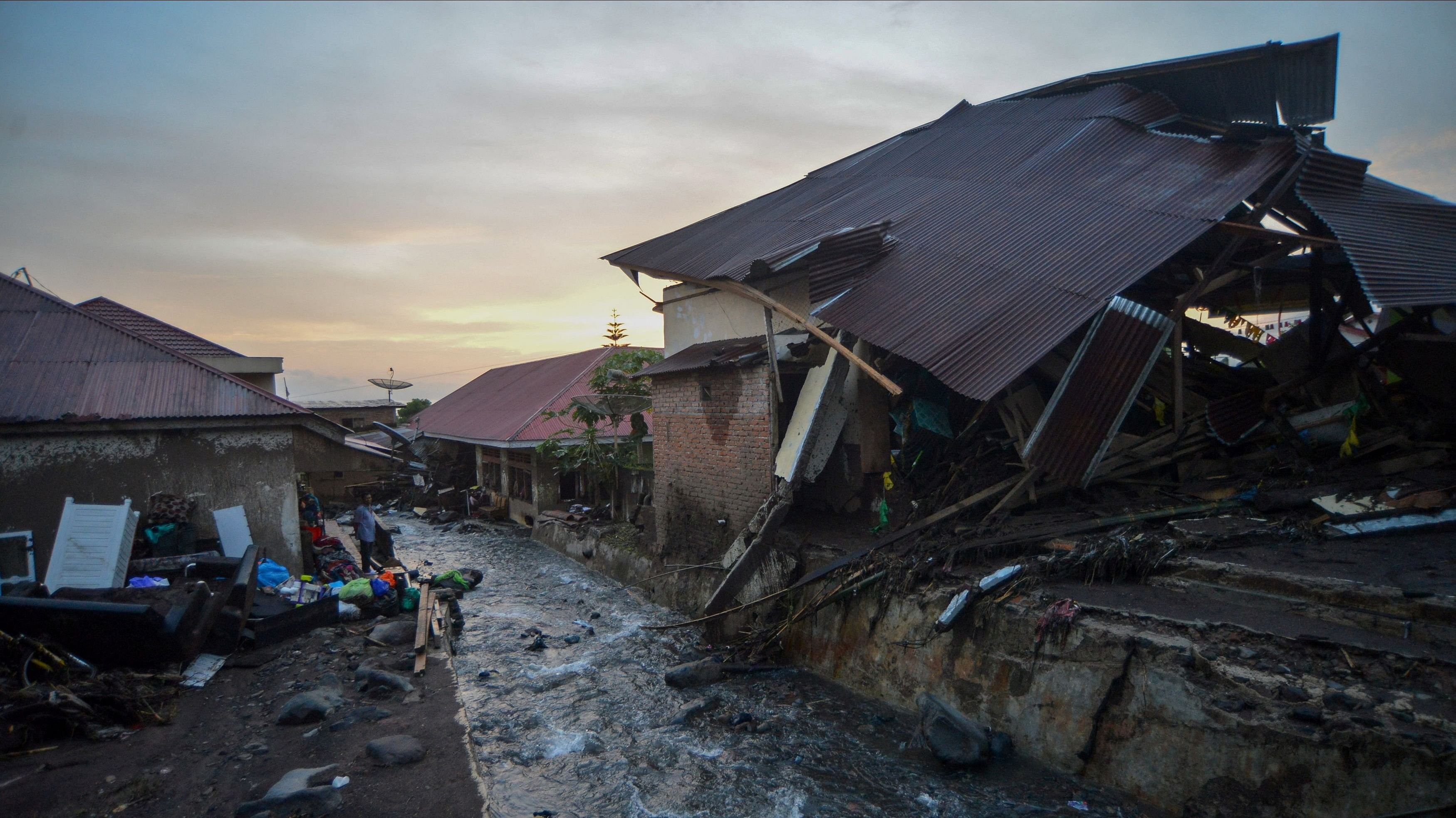 <div class="paragraphs"><p>A damaged house is seen in an area affected by heavy rain, which caused flash floods, in Agam, West Sumatra province, Indonesia, May 15, 2024, in this photo taken by Antara Foto.  </p></div>