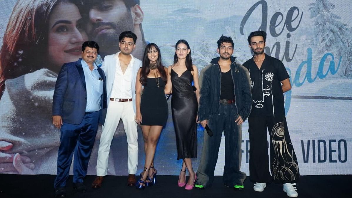 <div class="paragraphs"><p>Ankit Khera, Pooja Gupta, and Hitesh Patel pose with the artists during the launch of&nbsp;&nbsp;<em>Jee Ni Lagda </em>song launch<em>.</em></p></div>