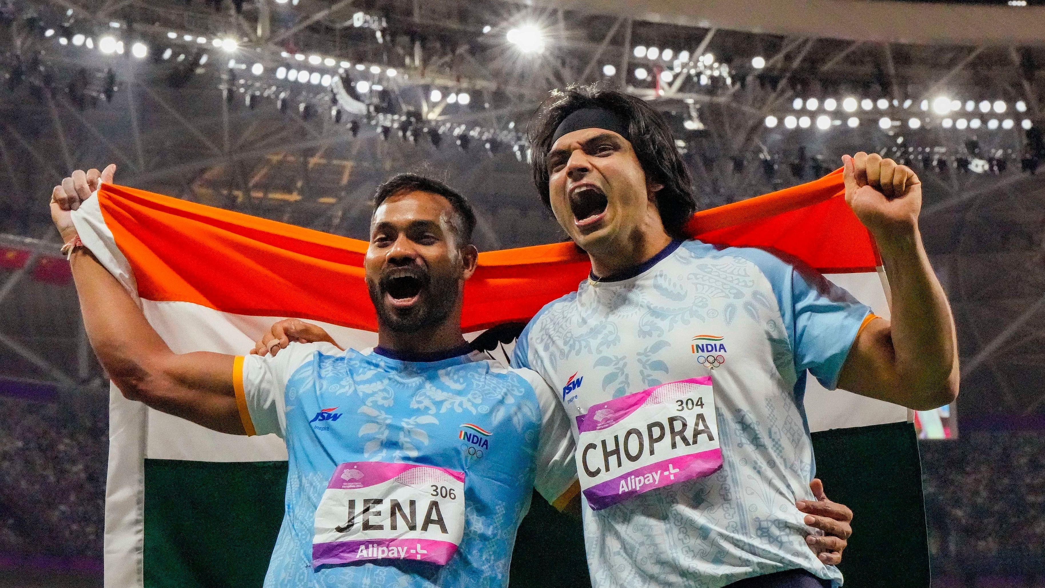 <div class="paragraphs"><p> Neeraj Chopra (R) and Kishore Jena (L).</p></div>