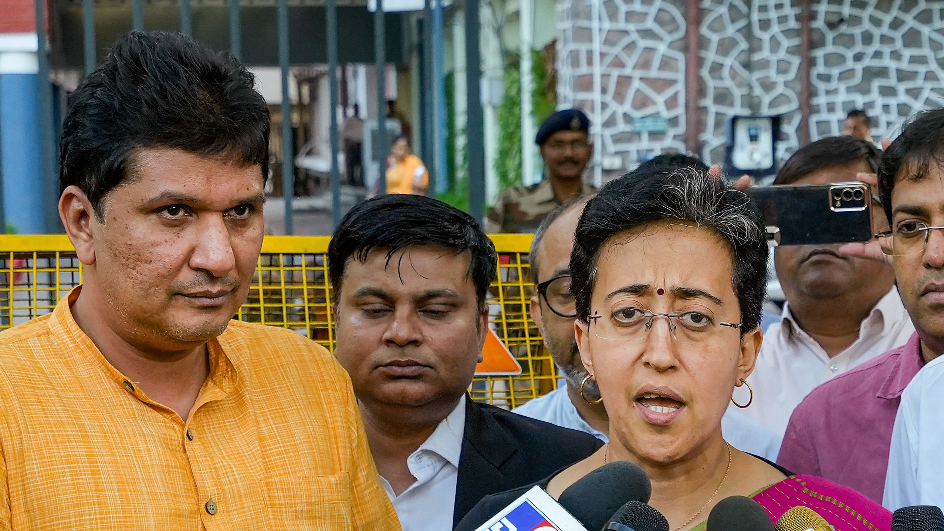 <div class="paragraphs"><p>Aam Aadmi Party (AAP) leader Atishi and Saurabh Bharadwaj </p></div>