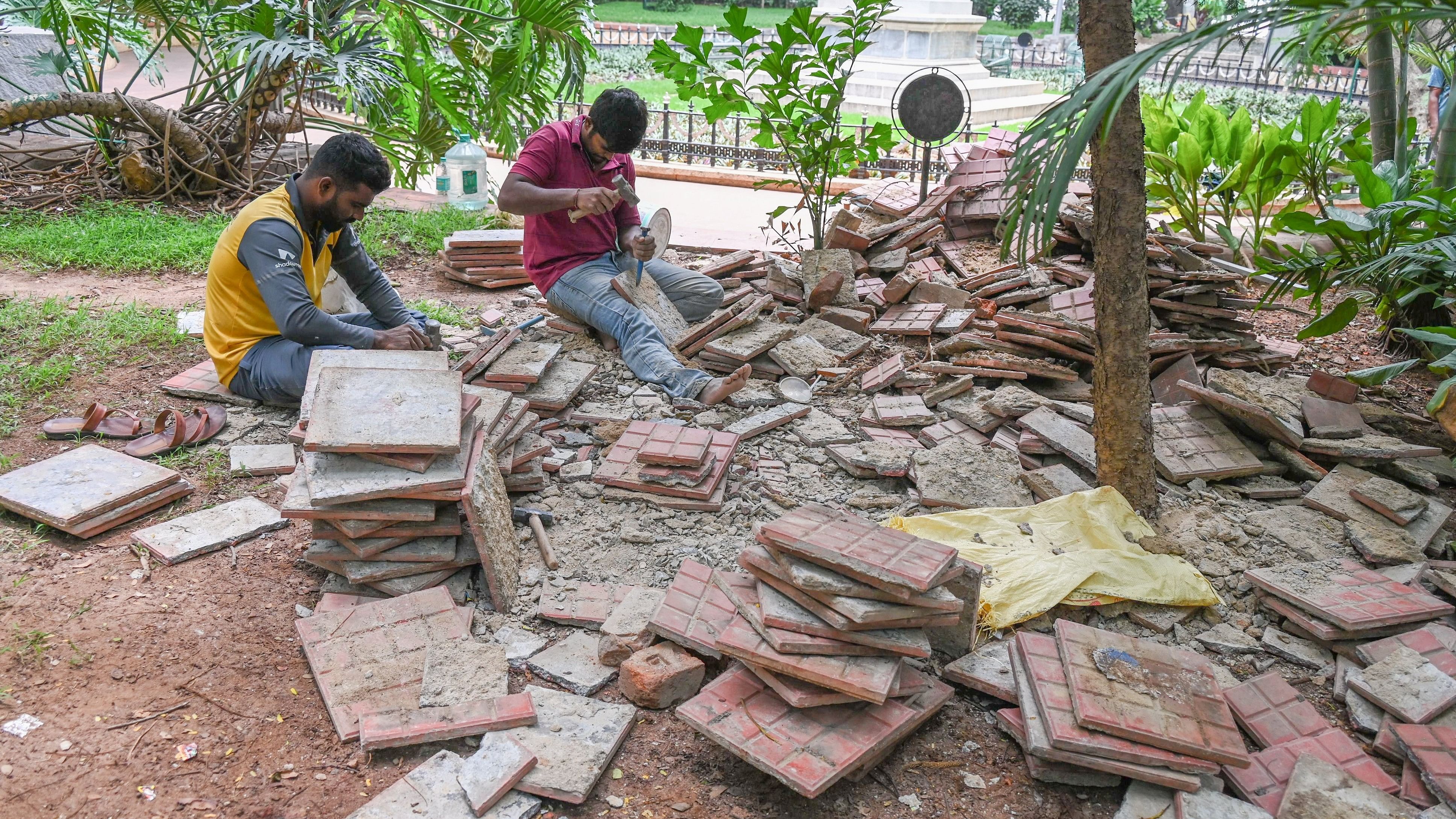 <div class="paragraphs"><p>Volunteers from India Rising Trust have undertaken several repair and restoration projects for fences, gazebos, and walkways at Cubbon Park. </p></div>