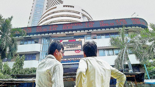 <div class="paragraphs"><p>The Sensex climbed up by 250 points.</p></div>