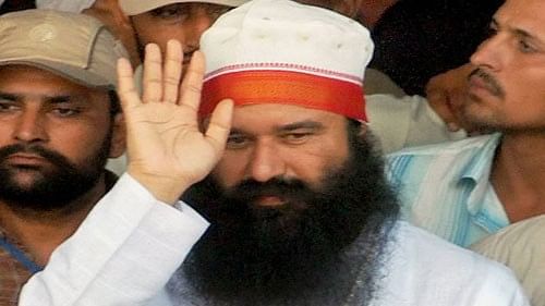 <div class="paragraphs"><p>Dera Sacha Sauda head Gurmeet Ram Rahim Singh.</p></div>