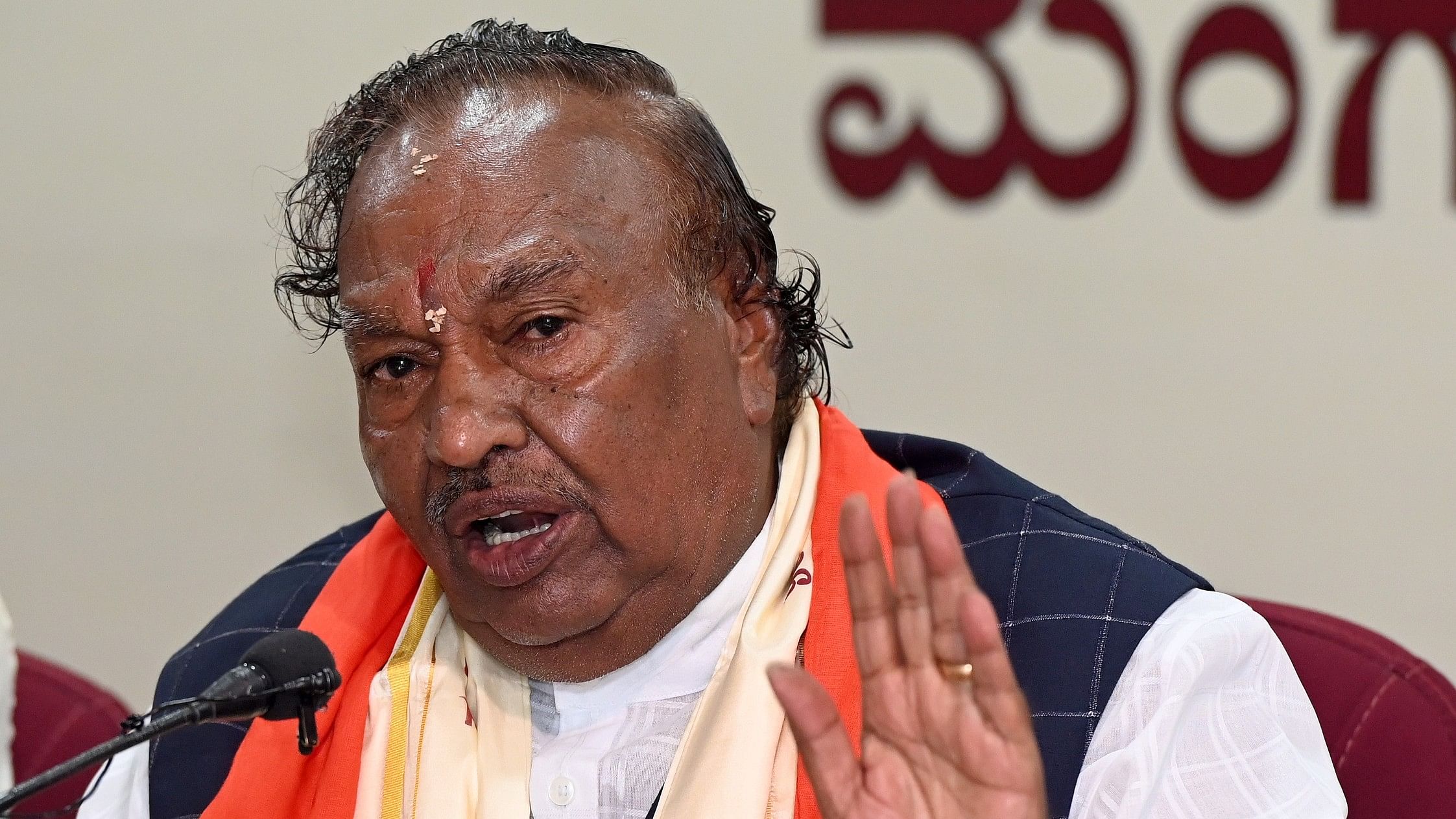 <div class="paragraphs"><p>Former minister K S Eshwarappa gestures during a press conference in Mangaluru.&nbsp;</p></div>