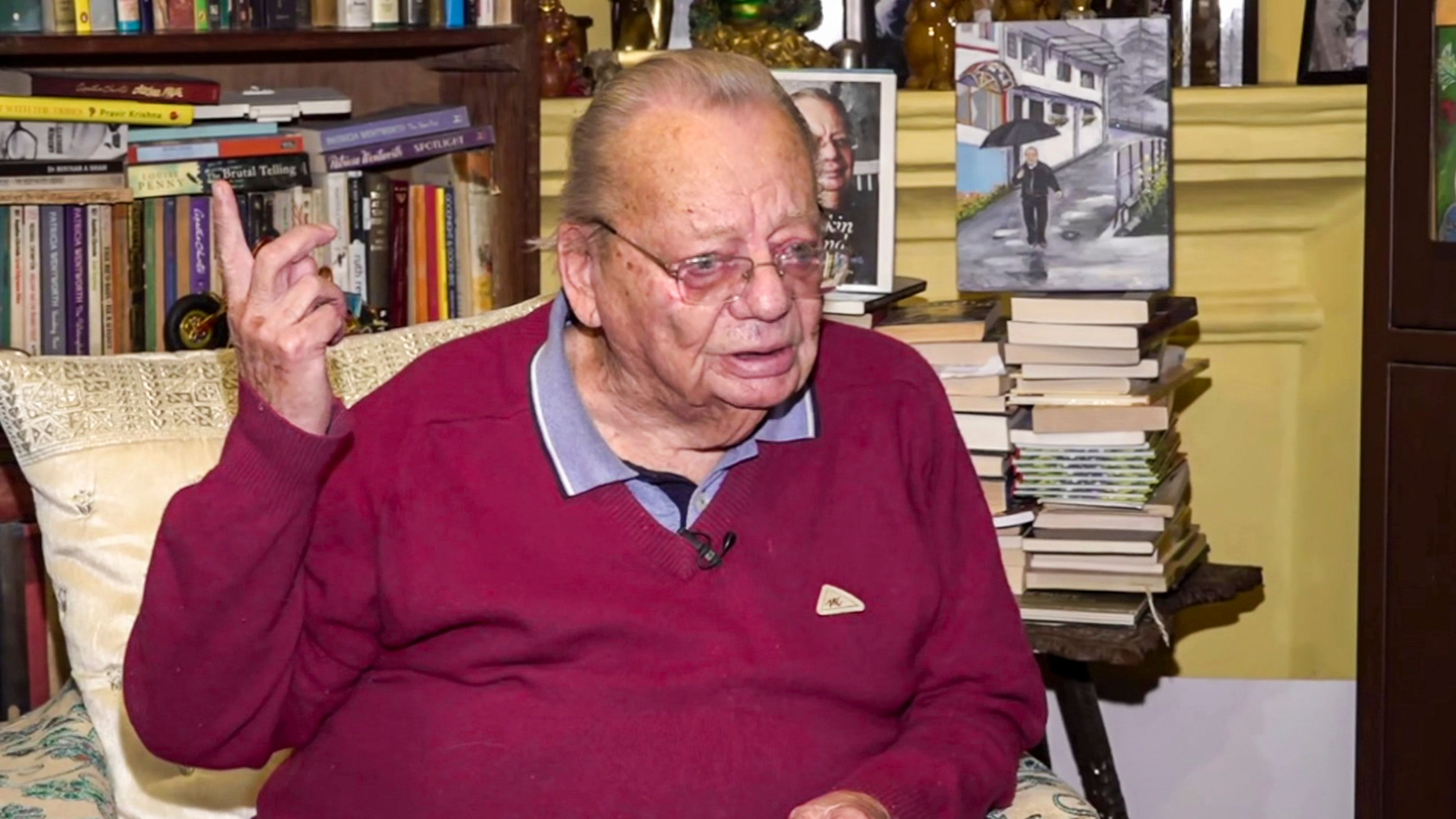 <div class="paragraphs"><p> Author Ruskin Bond.</p></div>