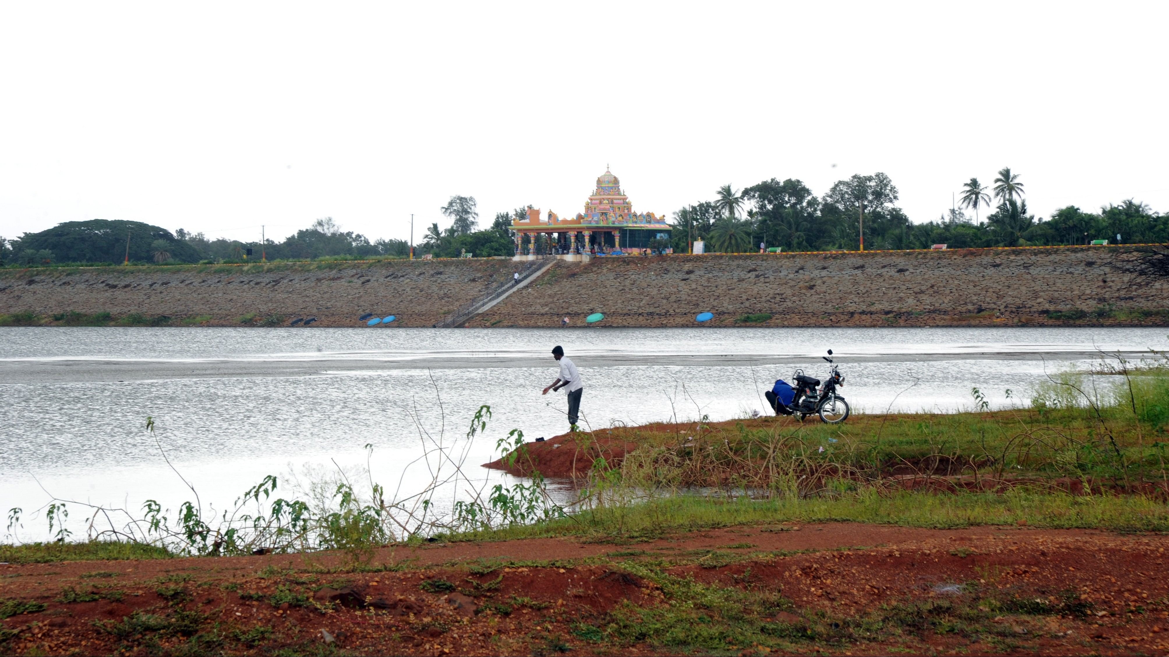 <div class="paragraphs"><p>Hesaraghatta lake was built in 1894 to enable water supply to Bengaluru.</p></div>