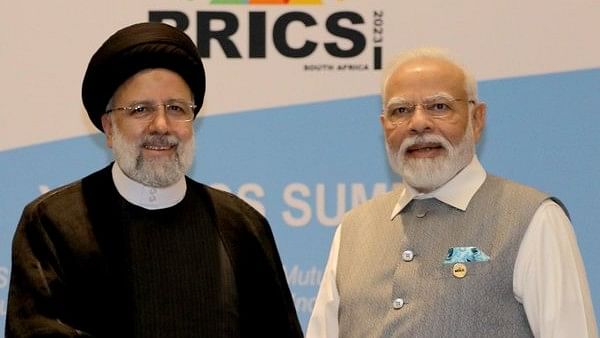 <div class="paragraphs"><p>Deceased Iranian President Ebrahim Raisi (L) and Prime Minister Narendra Modi (R).</p></div>