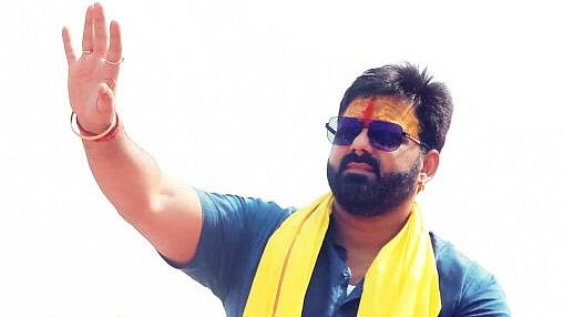 <div class="paragraphs"><p>Bhojpuri star and Independent candidate from Karakat constituency Pawan Singh during an election campaign for Lok Sabha elections, in Karakat.</p></div>