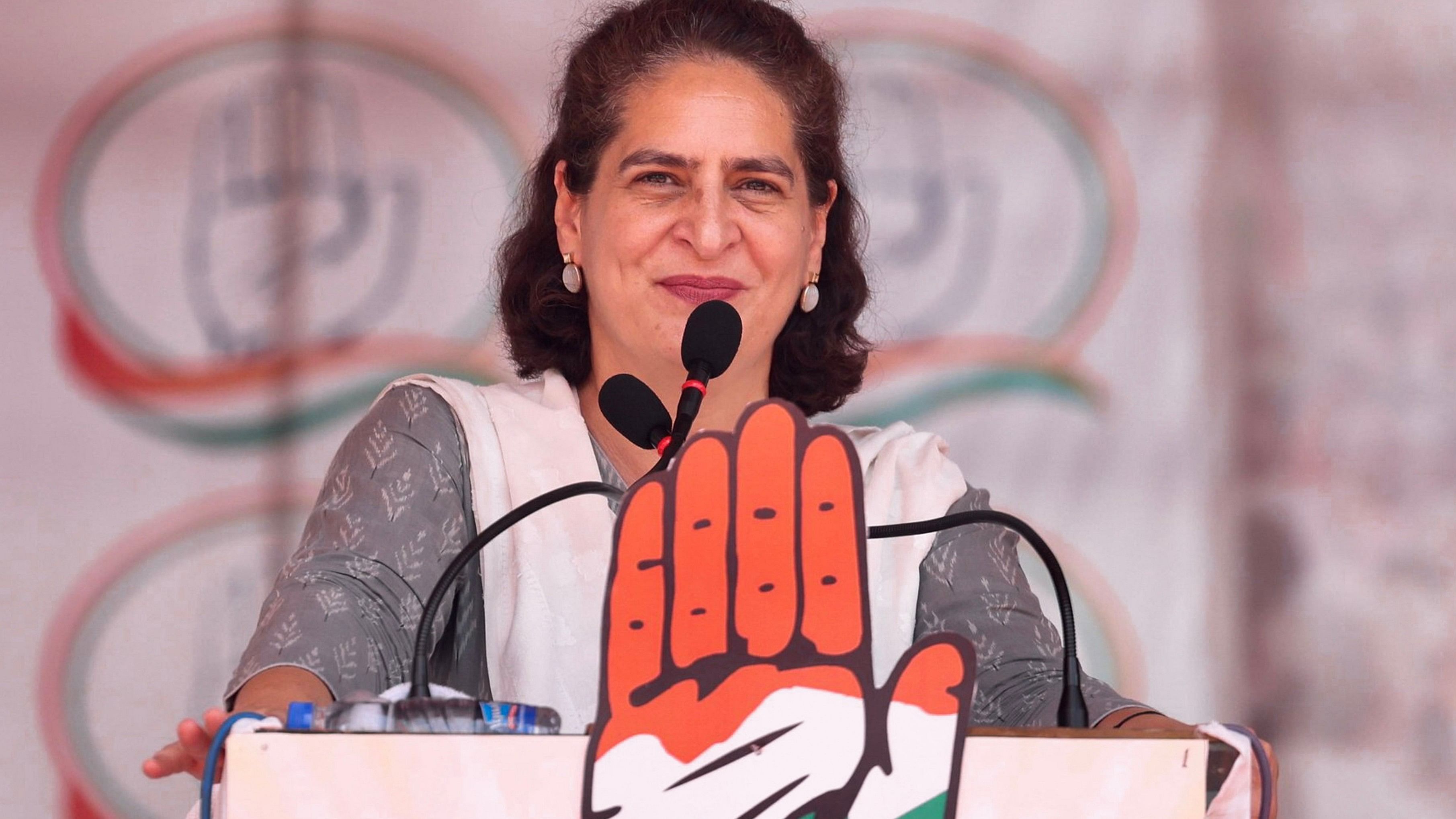 <div class="paragraphs"><p> Congress leader Priyanka Gandhi Vadra addresses a public meeting for Lok Sabha elections, in Chamba, Himachal Pradesh.</p></div>