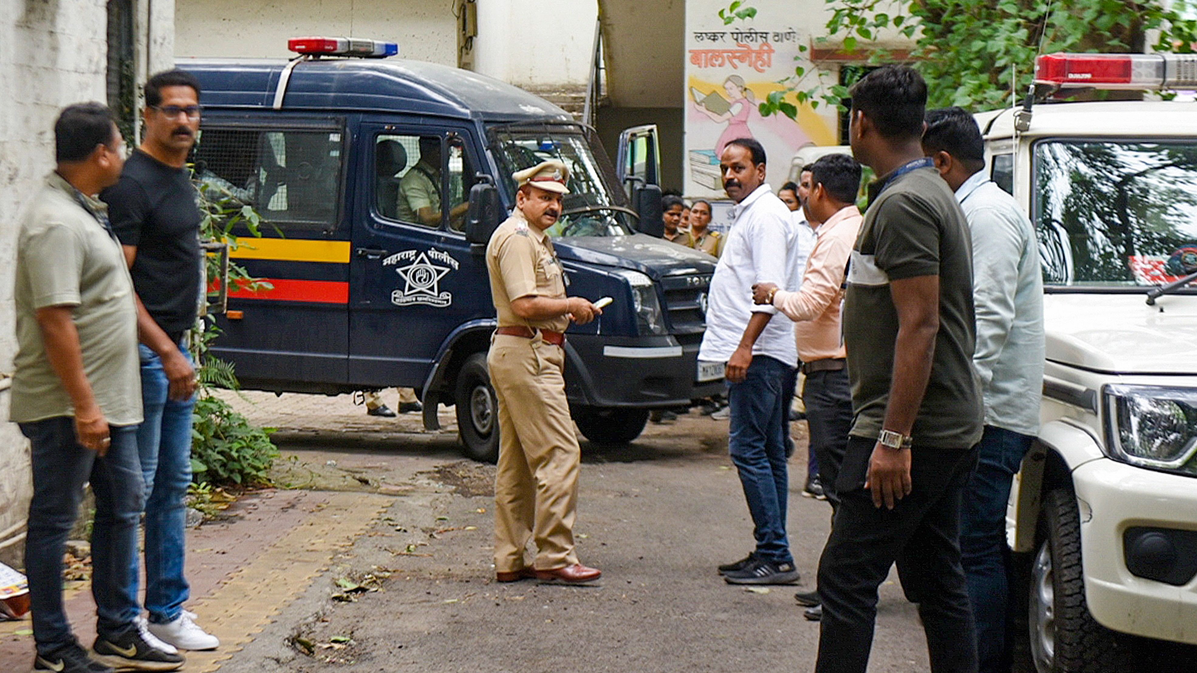 <div class="paragraphs"><p>Two doctors of the Sassoon General Hospital being taken into police custody after their arrest for alleged manipulation of blood samples and destruction of evidence in the case of a car accident involving a 17-year-old boy, in Pune, Monday.</p></div>