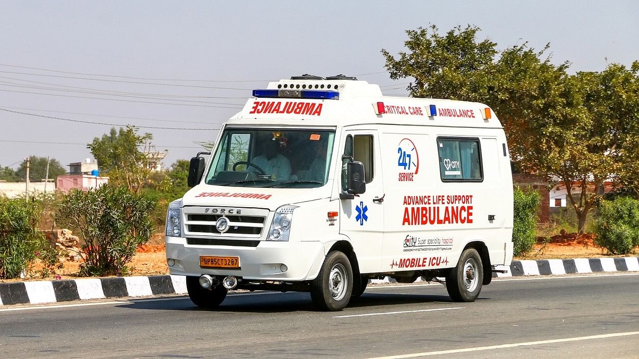 <div class="paragraphs"><p>Representative image of an ambulance.</p></div>