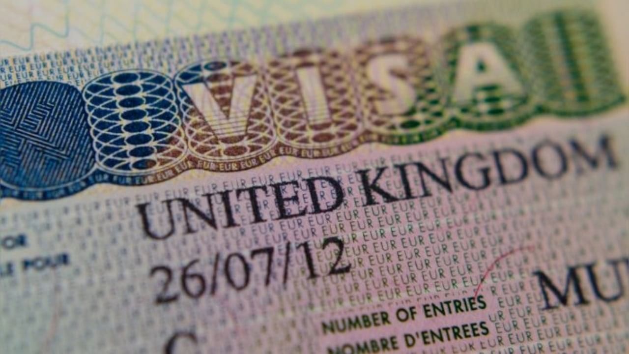 <div class="paragraphs"><p>UK Visa Representative Image.</p></div>