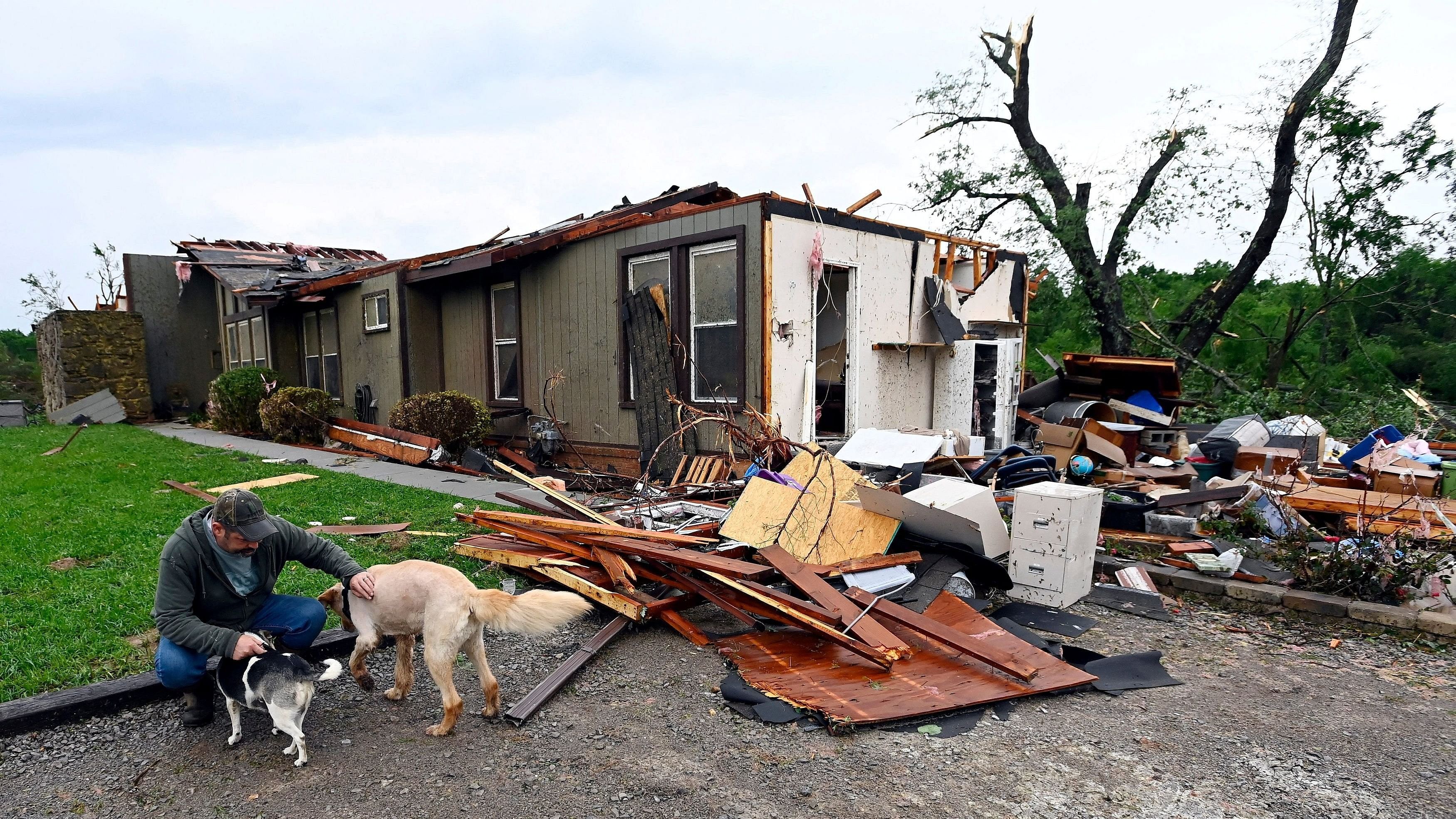 <div class="paragraphs"><p>A damaged home after severe weather and tornados hit Columbia, Tennessee, US, May 9, 2024. </p></div>