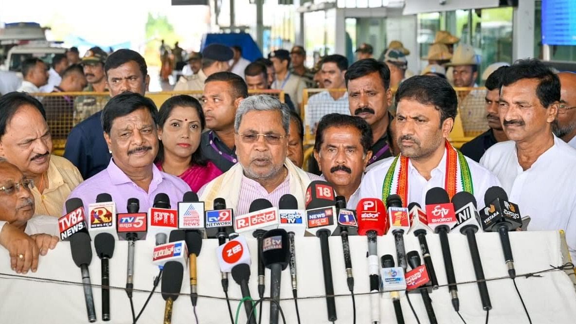 <div class="paragraphs"><p>Karnataka Chief Minister Siddaramaiah addressed media persons at Mysuru Airport on Friday, May 10, 2024.</p></div>