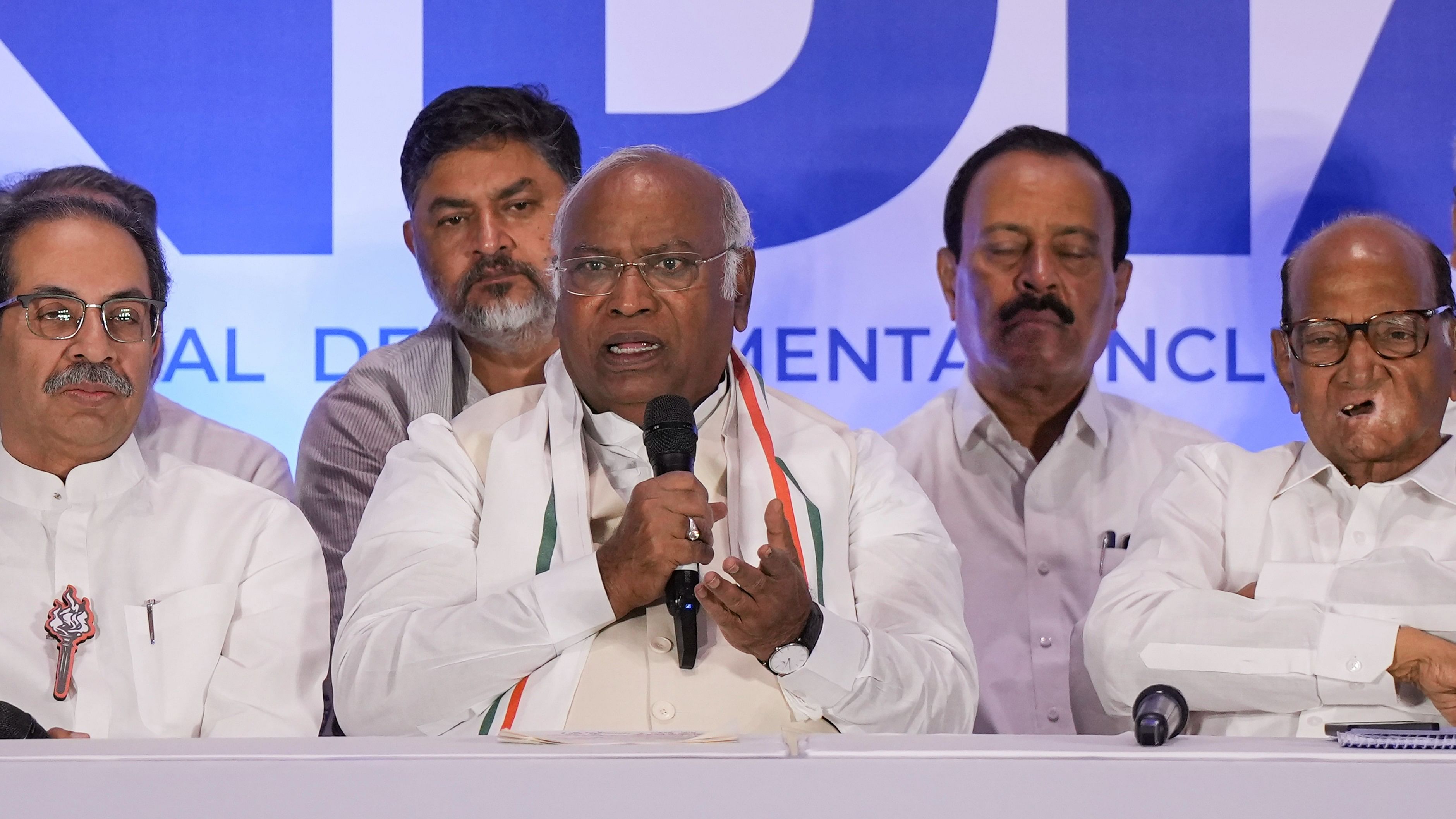 <div class="paragraphs"><p>Congress President Mallikarjun Kharge with NCP (Sharad) Chief Sharad Pawar and Shiv Sena (UBT) Chief Uddhav Thackeray during an I.N.D.I.A. alliance press conference, in Mumbai, on Saturday.</p></div>