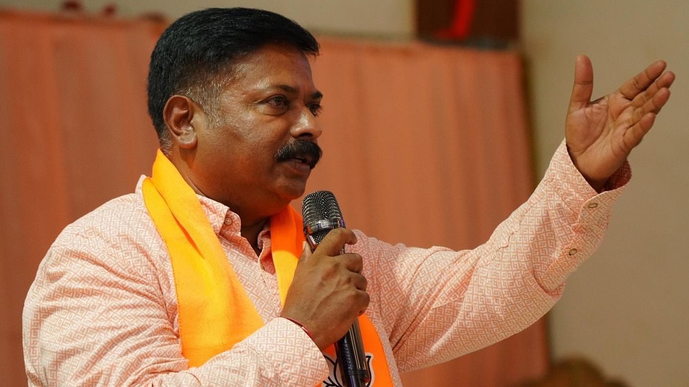 <div class="paragraphs"><p>File photo of BJP MLA Abhay Patil at a party meeting.</p></div>