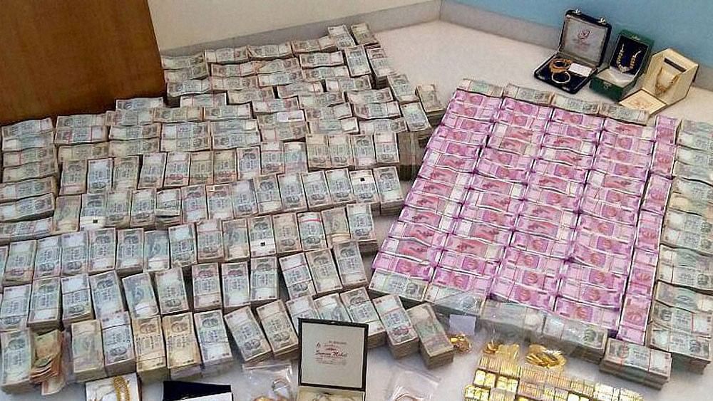 <div class="paragraphs"><p>Representative image showing the cash seized.</p></div>