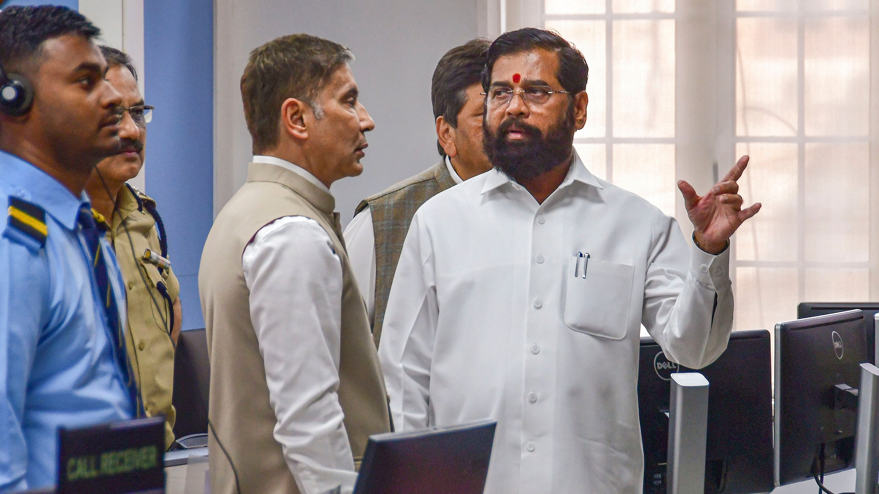 <div class="paragraphs"><p>Maharashtra Chief Minister Eknath Shinde, Guardian Minister Mangal Prabhat Lodha and others visit BMC Headquarters for a monsoon preparation meeting, in Mumbai, Friday, May 24, 2024.</p></div>