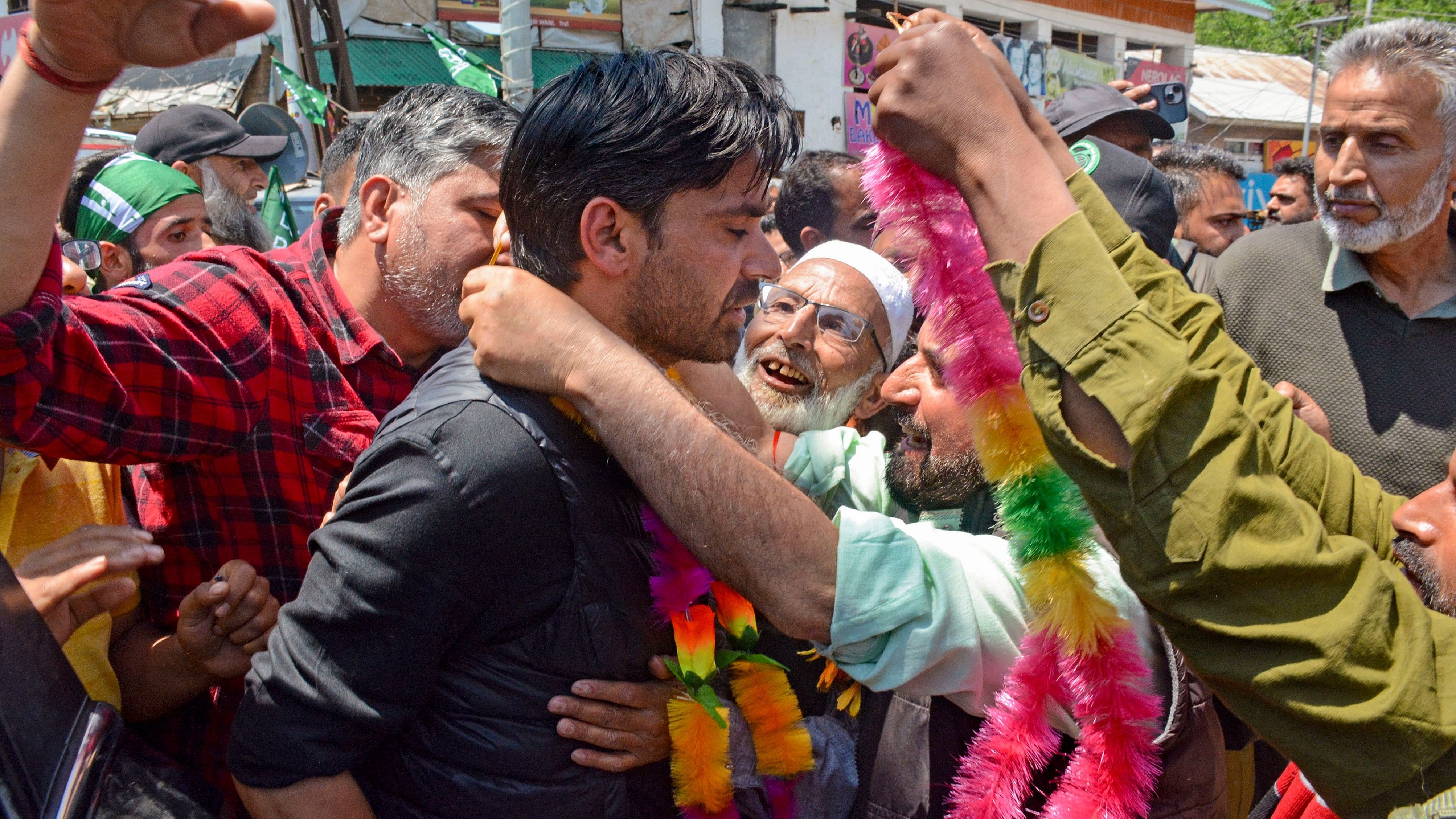 <div class="paragraphs"><p>Peoples Democratic Party (PDP) candidate Waheed Parra during a road show for Lok Sabha polls, at Tral area of Pulwama district.</p></div>