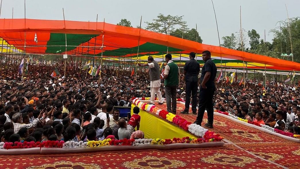 <div class="paragraphs"><p>CM Himanta Biswa Sarma addressing a rally in Baksa, recently. </p></div>