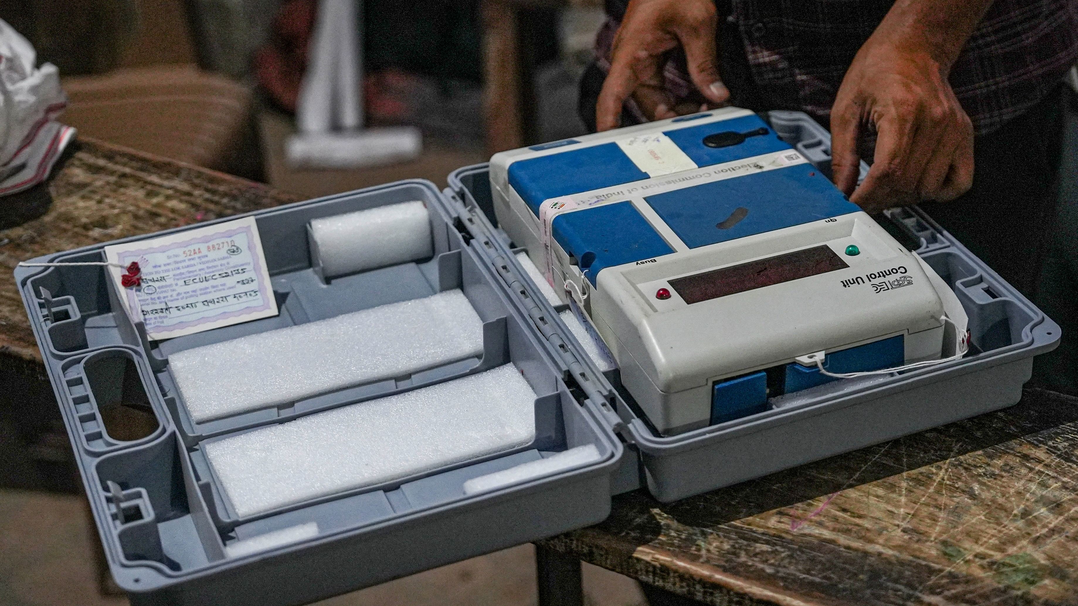 <div class="paragraphs"><p>An EVM is seen in this photo.</p></div>