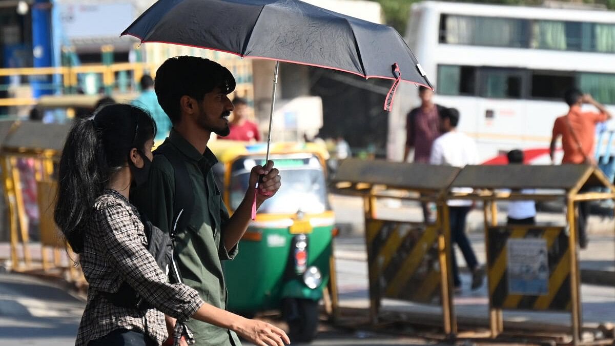 <div class="paragraphs"><p>Severe heatwave conditions are likely to prevail at isolated places in Belagavi, Bagalkot, Dharwad, Gadag, Haveri and Koppal districts.</p></div>