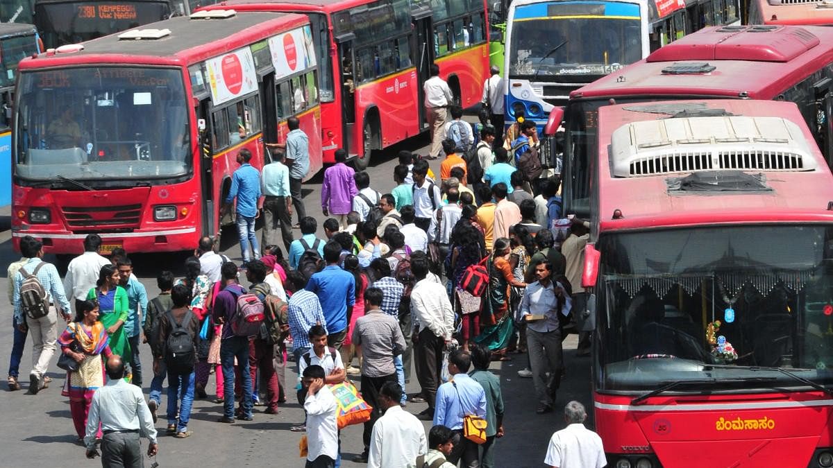 <div class="paragraphs"><p> Kempegowda Bus Stand</p></div>