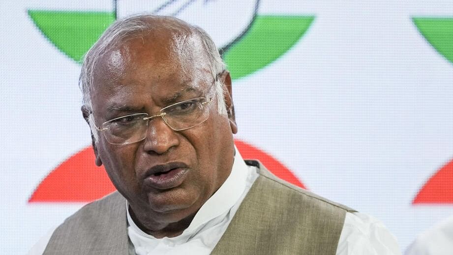 <div class="paragraphs"><p>Congress President Mallikarjun Kharge during a press conference at AICC headquarter, in New Delhi.</p></div>