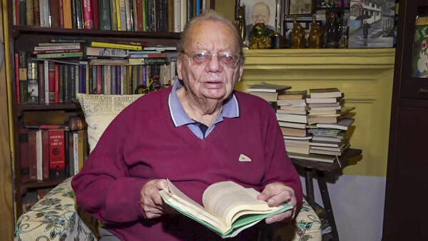 <div class="paragraphs"><p>Legendary author Ruskin Bond.</p></div>