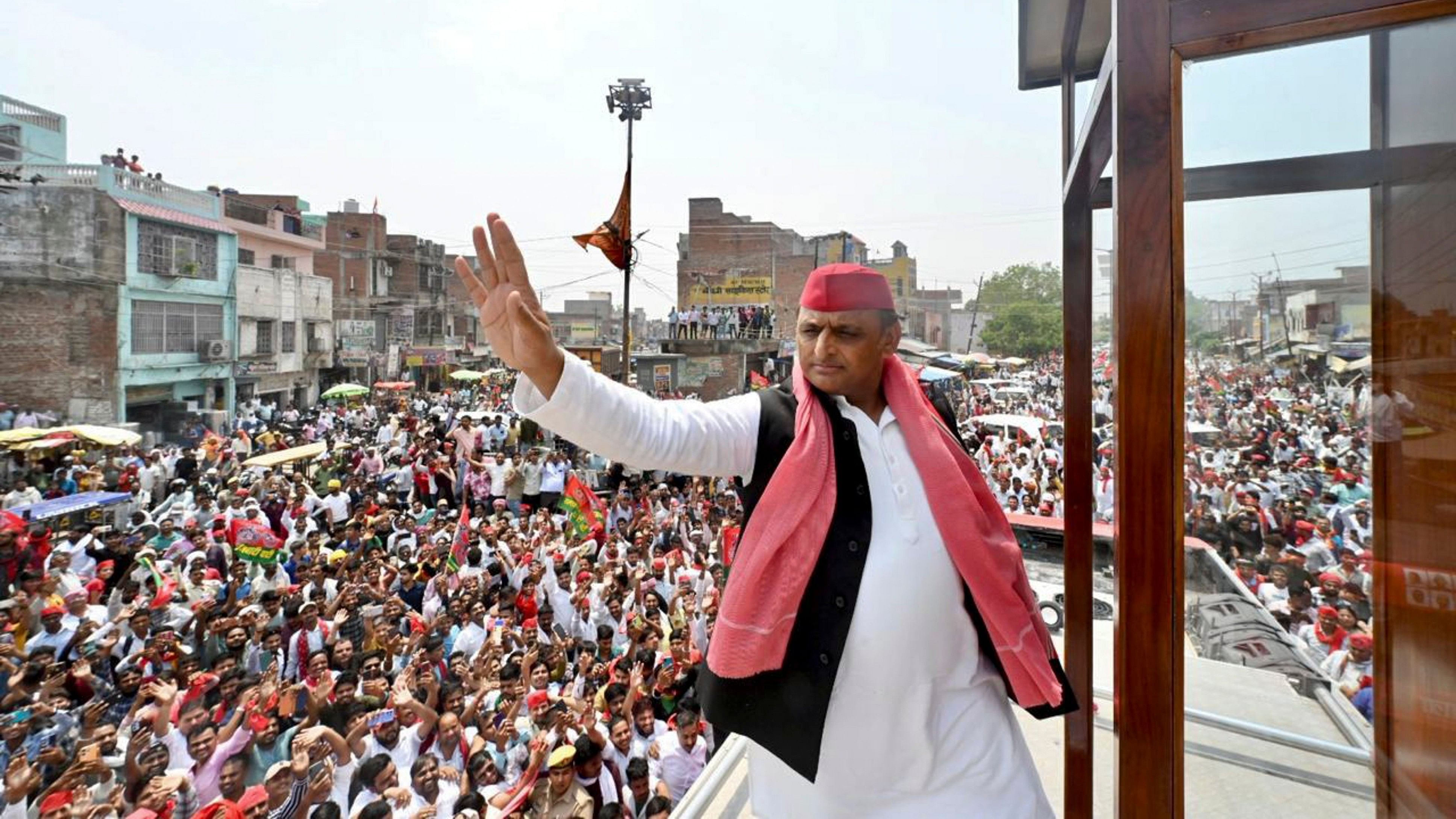 <div class="paragraphs"><p>Samajwadi Party President Akhilesh Yadav during his campaign for Lok Sabha elections, in Kannauj district, Saturday.</p></div>