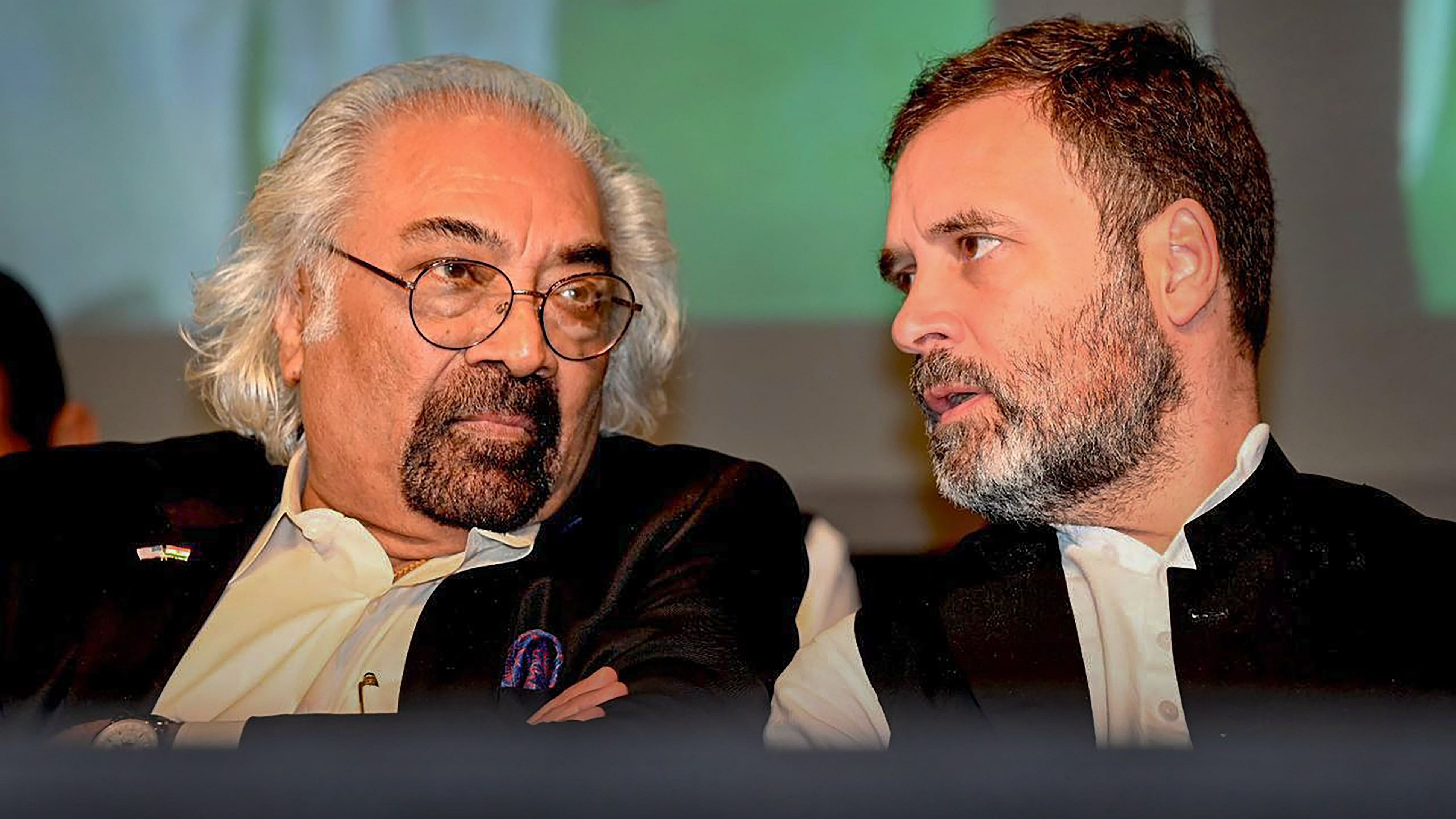 <div class="paragraphs"><p> Congress leader Rahul Gandhi with Indian Overseas Congress Chairman Sam Pitroda at an Indian diaspora event.</p></div>