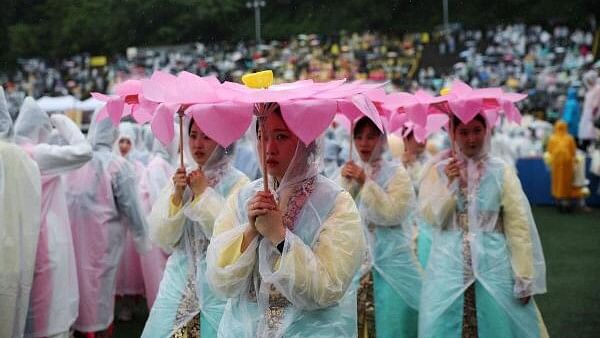 <div class="paragraphs"><p>Lotus Lantern parade in celebration of the upcoming birthday of Buddha, in Seoul.</p></div>