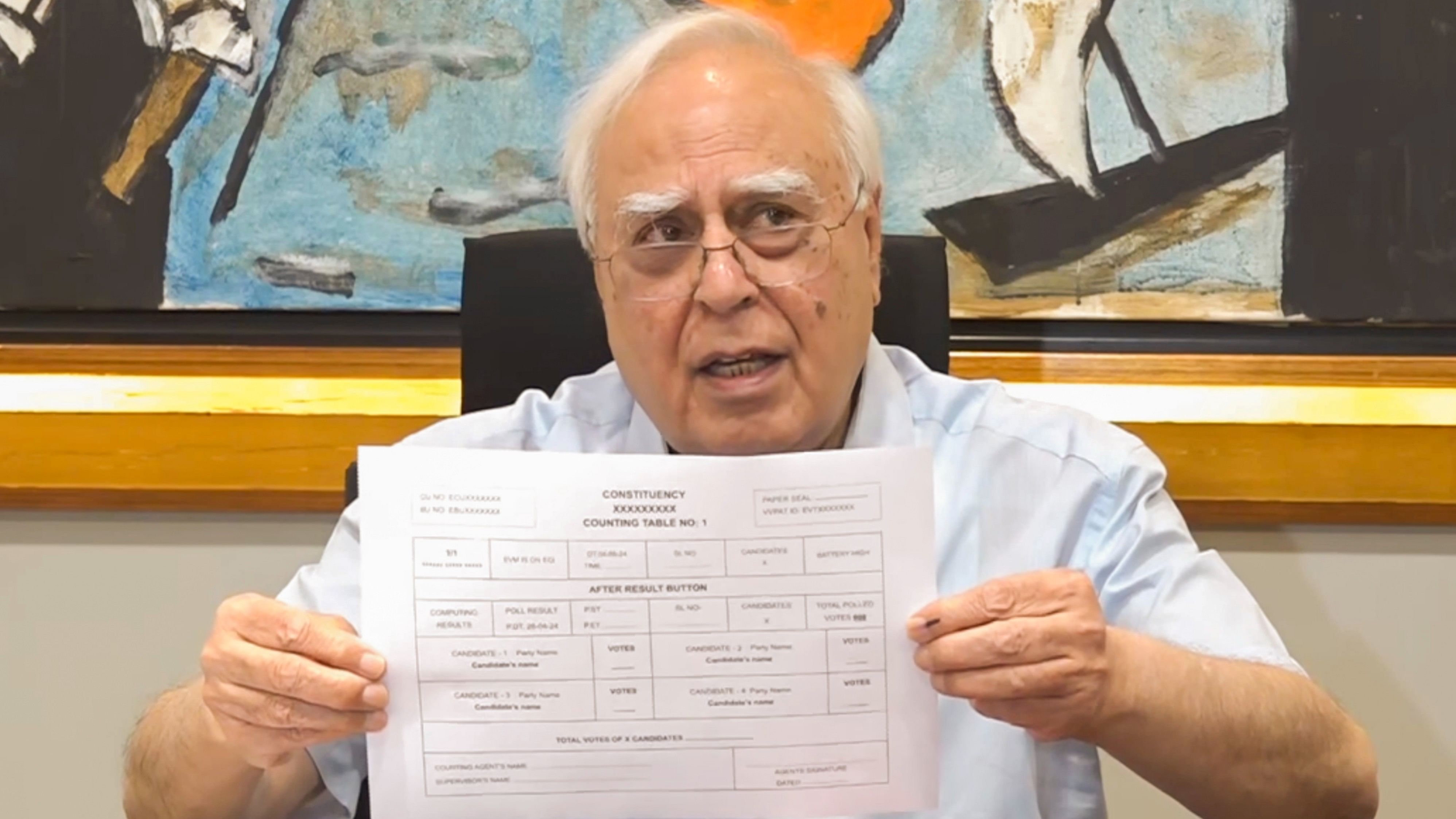 <div class="paragraphs"><p>Rajya Sabha MP Kapil Sibal addresses a press conference, in New Delhi, on Sunday.</p></div>