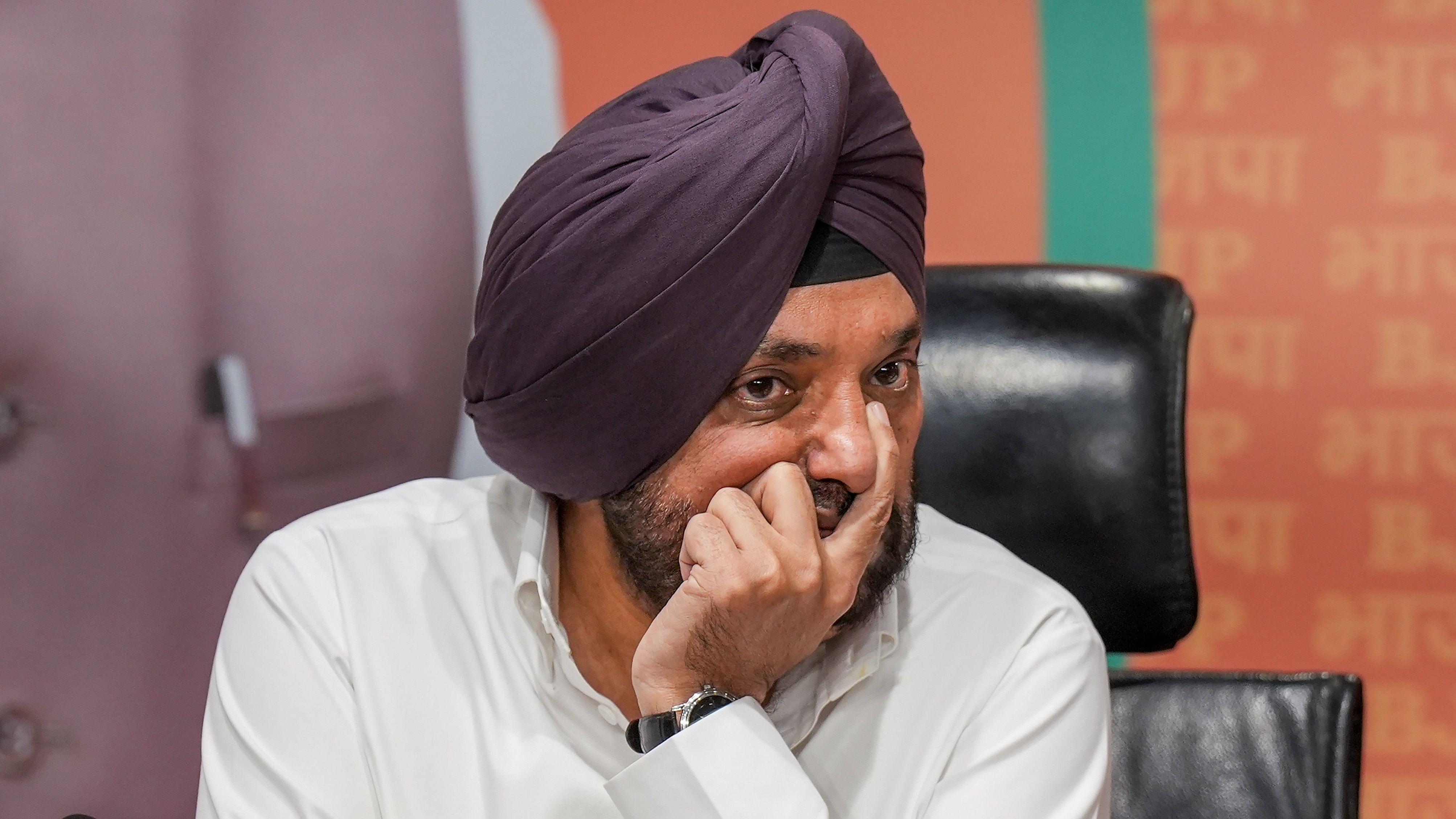 <div class="paragraphs"><p>Former Congress leader Arvinder Singh Lovely at BJP office before joining BJP, in New Delhi, Saturday, May 4, 2024. </p></div>