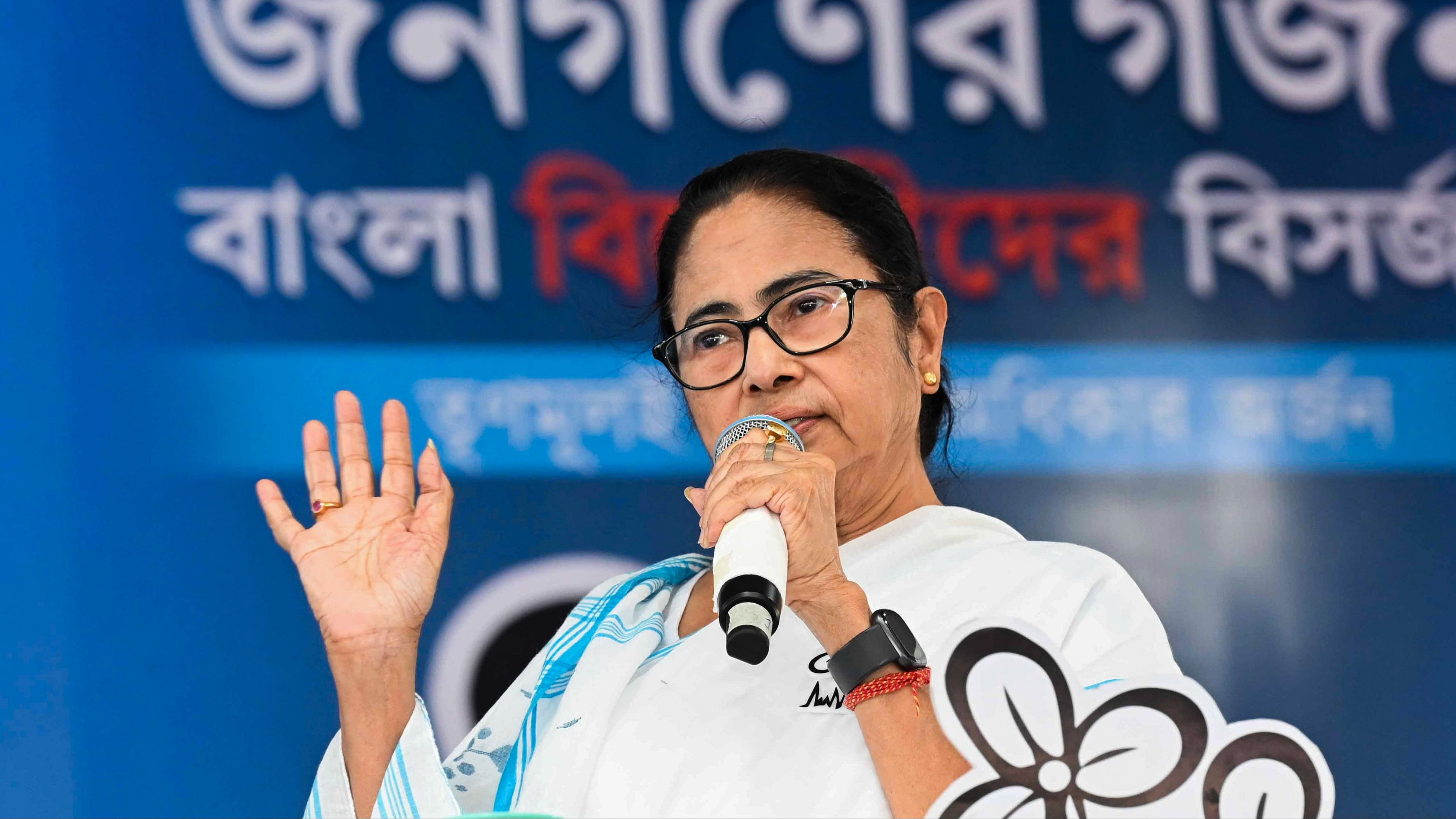 <div class="paragraphs"><p>West Bengal Chief Minister Mamata Banerjee addresses a public meeting for Lok Sabha elections, in Bongaon, Monday.</p></div>