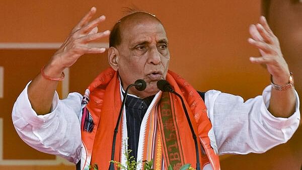 <div class="paragraphs"><p>Union Defence Minister Rajnath Singh addresses a public meeting for Lok Sabha elections.</p></div>