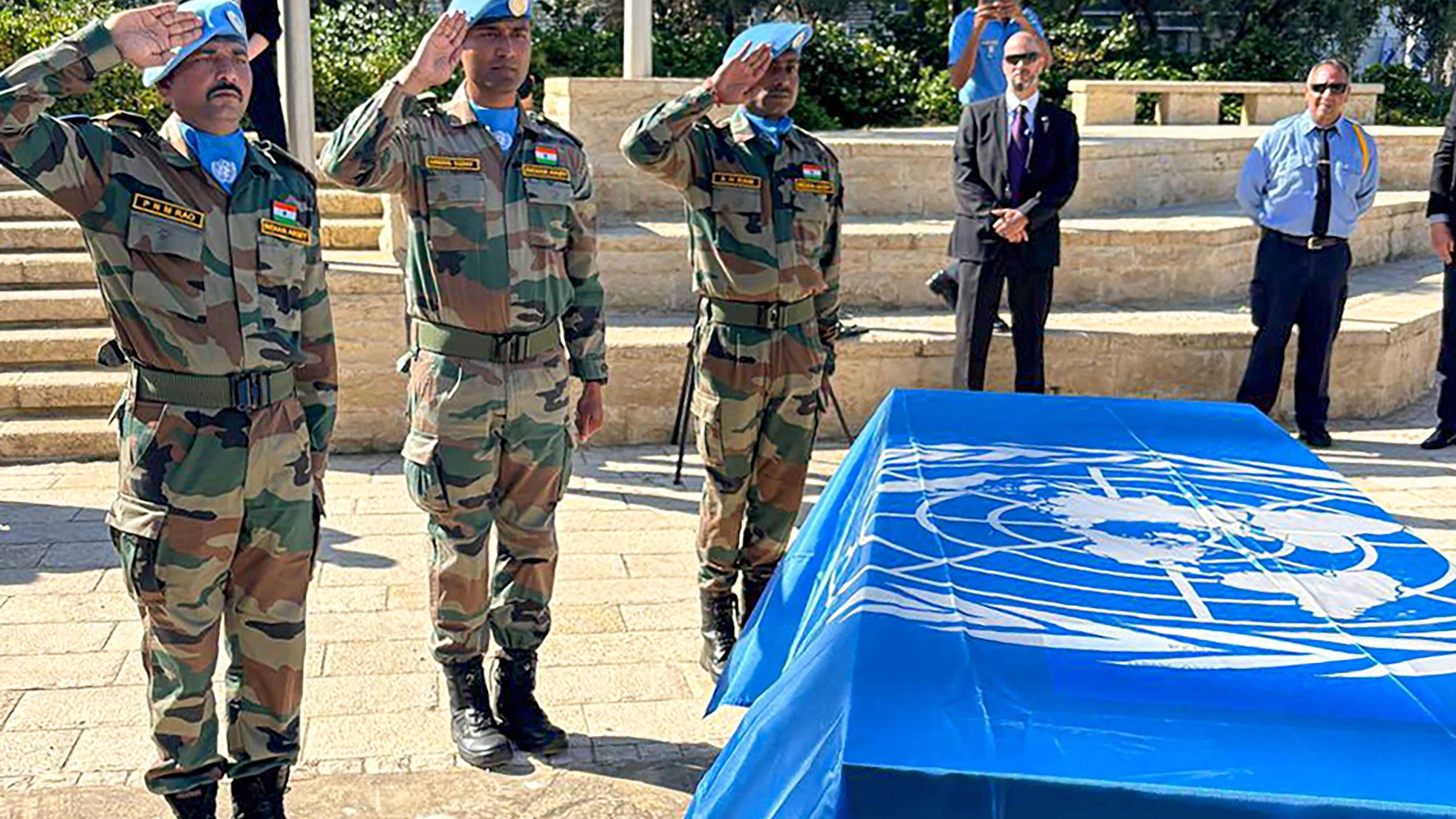 <div class="paragraphs"><p> Embassy officials joined by senior officials from the Israel Foreign Ministry, United Nations Department of Safety, Israel Defense Forces and Security and other UN organizations pays their last respects to the mortal remains of Col. Waibhav Anil Kale , who lost his life in Gaza.</p></div>