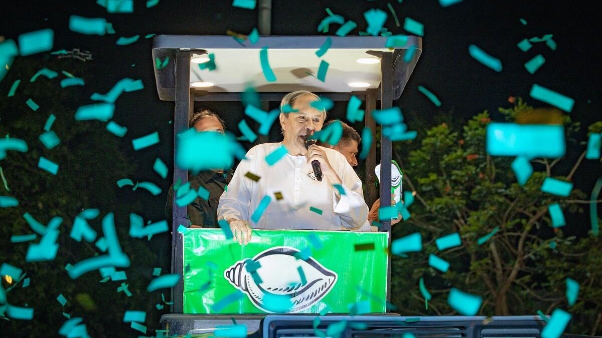 <div class="paragraphs"><p>Odisha Chief Minister and BJD Chief Naveen Patnaik during a roadshow in support of party candidates during general election 2024 campaigning, in Bhubaneswar.</p></div>