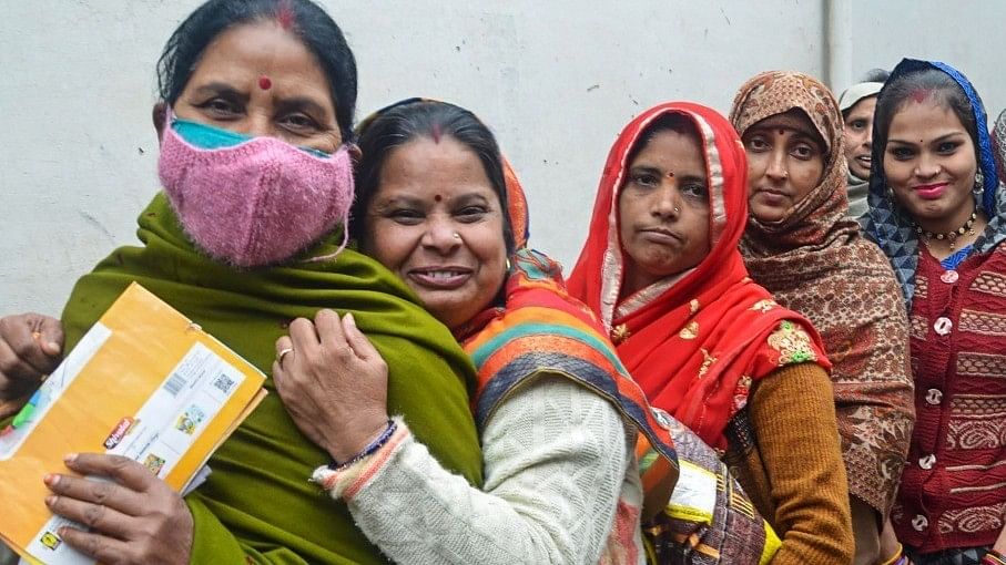 <div class="paragraphs"><p>Female voters queuing up to vote.&nbsp;</p></div>