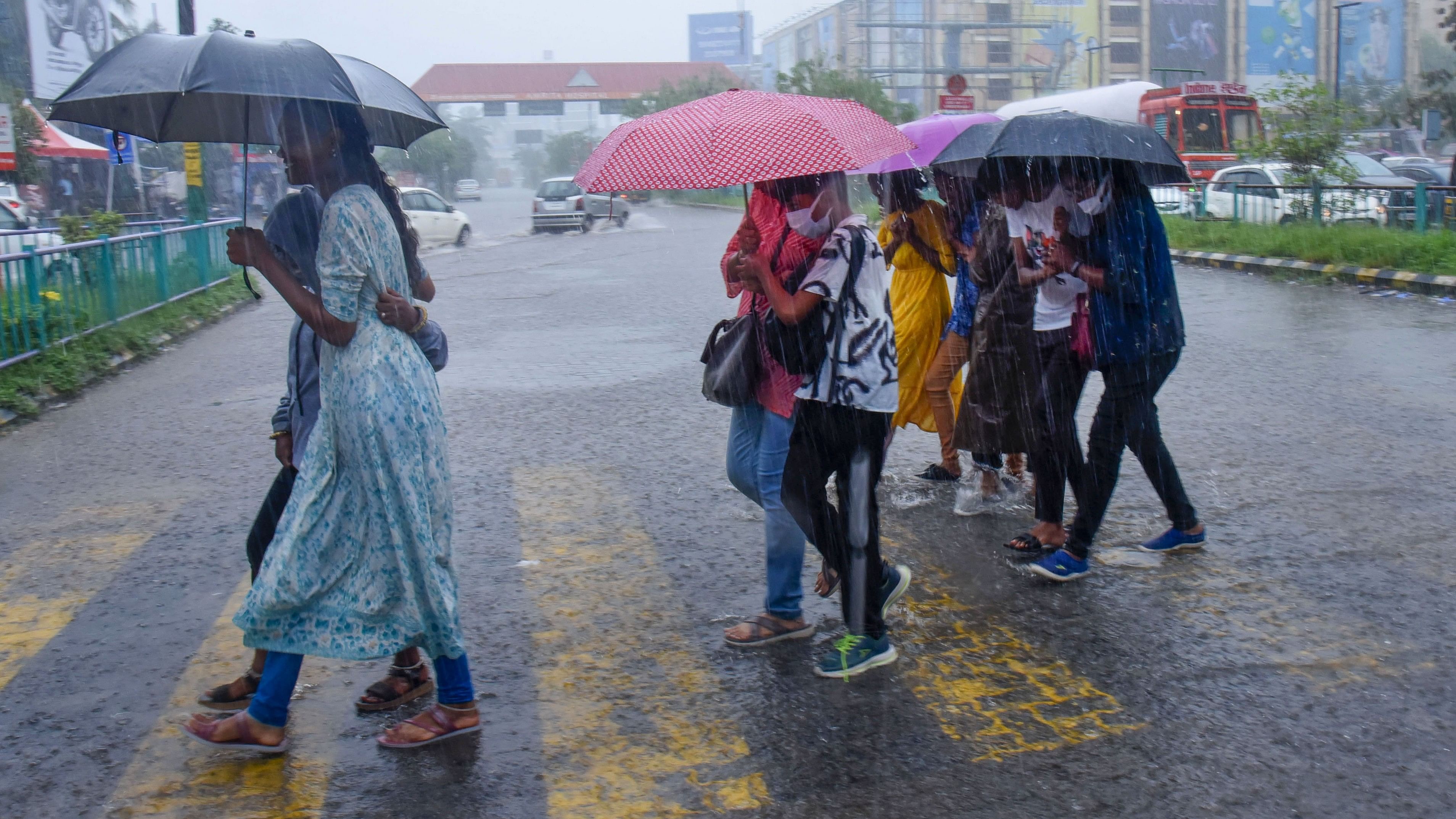 <div class="paragraphs"><p>Parts of Andhra Pradesh and Tamil Nadu have begun receiving the rainfall, which will intensify by Friday.</p></div>