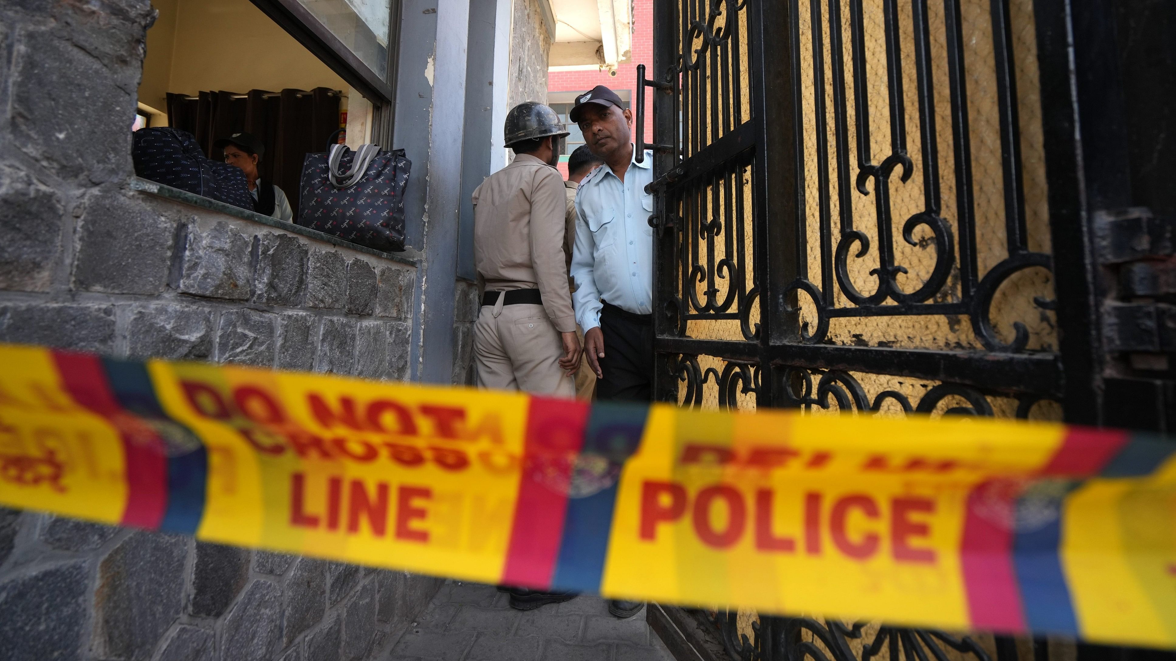 <div class="paragraphs"><p>Security personnel at Mother Mary’s School, Mayur Vihar, after multiple schools received a bomb threat, in New Delhi, Wednesday, May 1, 2024.</p></div>