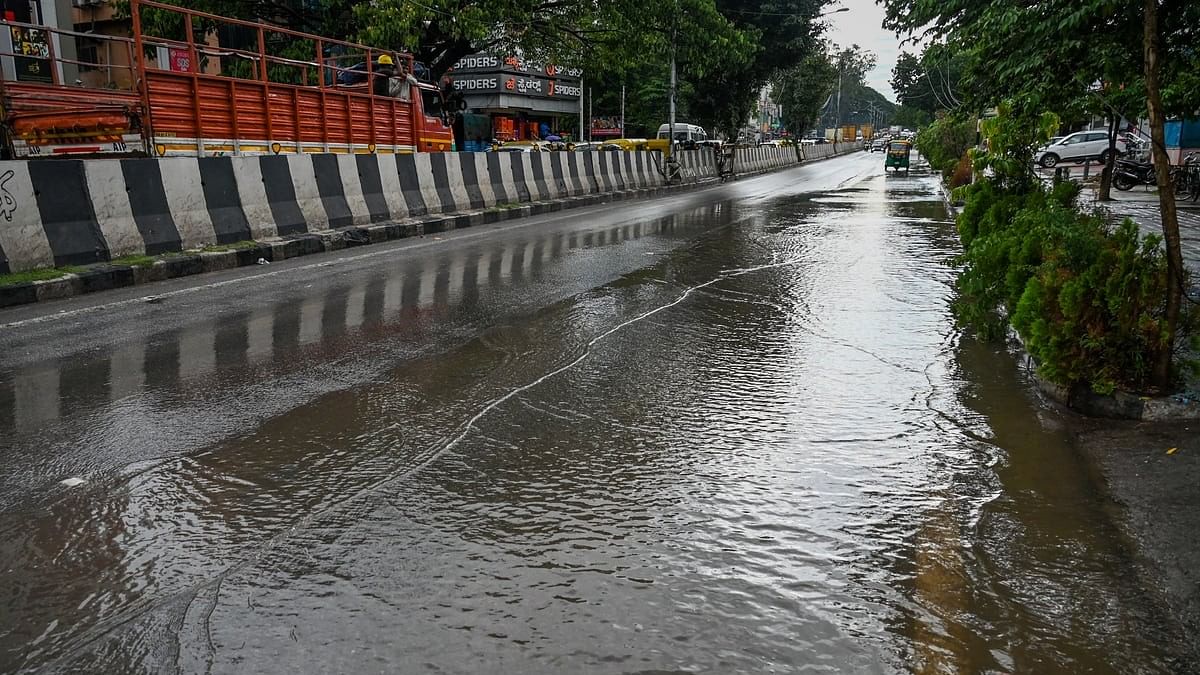 <div class="paragraphs"><p>In the process of redevelopment, authorities have seemingly forgotten to build gratings or side drains that are needed to discharge the rainwater. </p></div>